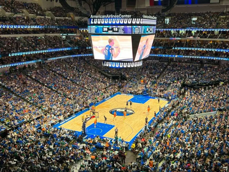 贝博体育合作的NBA球馆内景